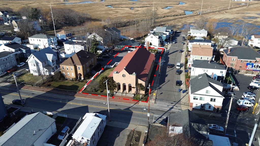 500 Revere St Property Photo 3