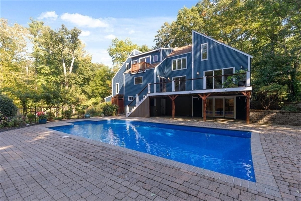 6 Grist Mill Lane Property Photo 3