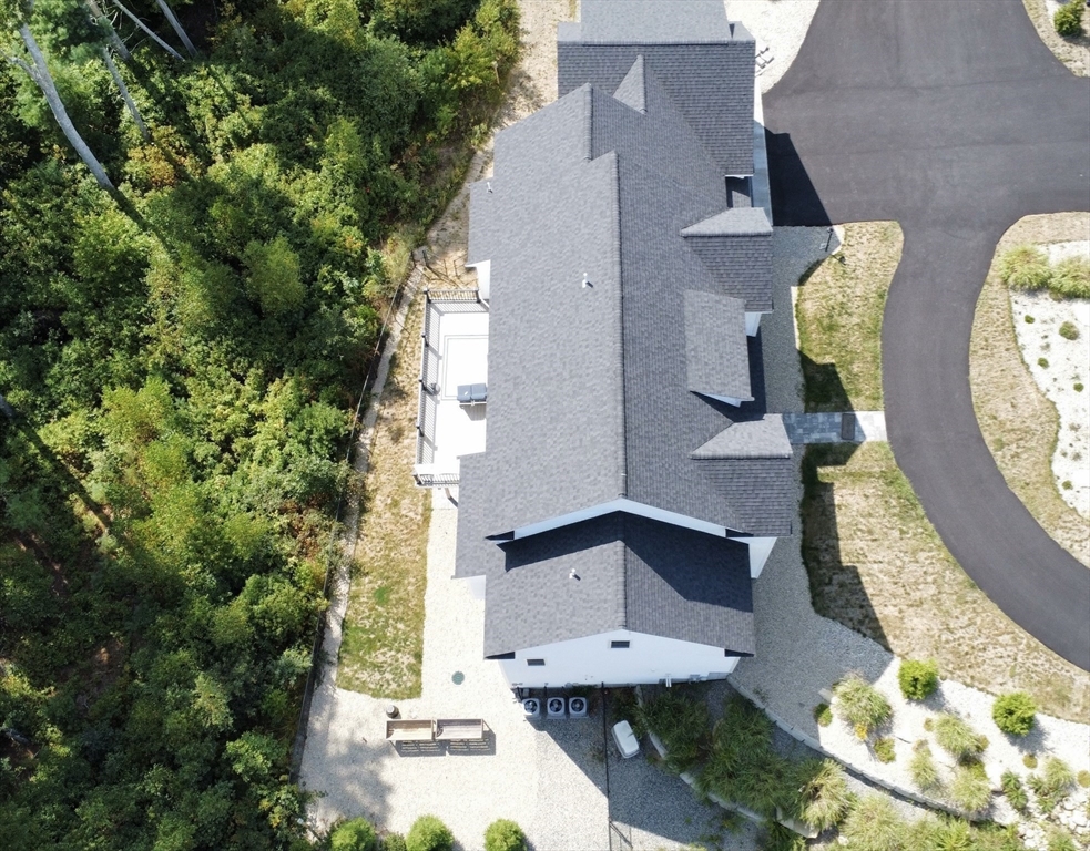 114 Country Club Way Property Photo 11