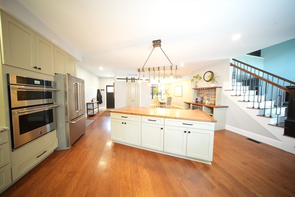 114 Country Club Way Property Photo 15