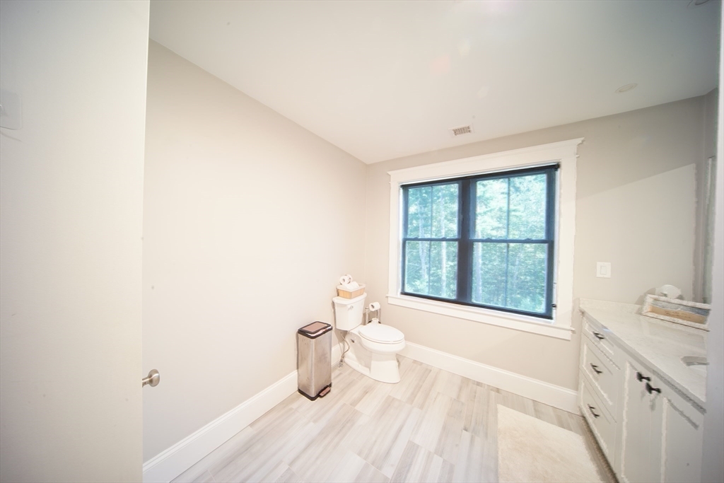 114 Country Club Way Property Photo 34
