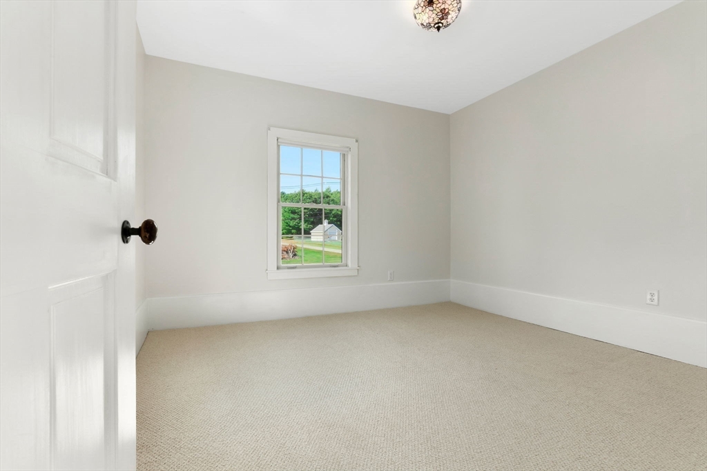 4 Kimball Rd Property Photo 22