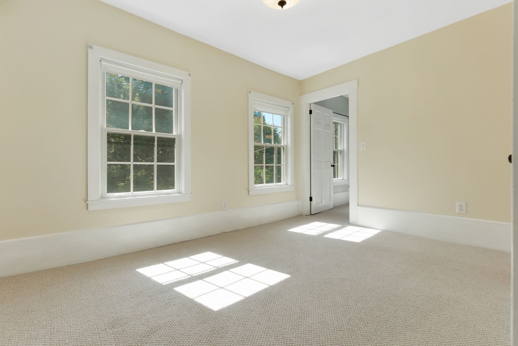 4 Kimball Rd Property Photo 23