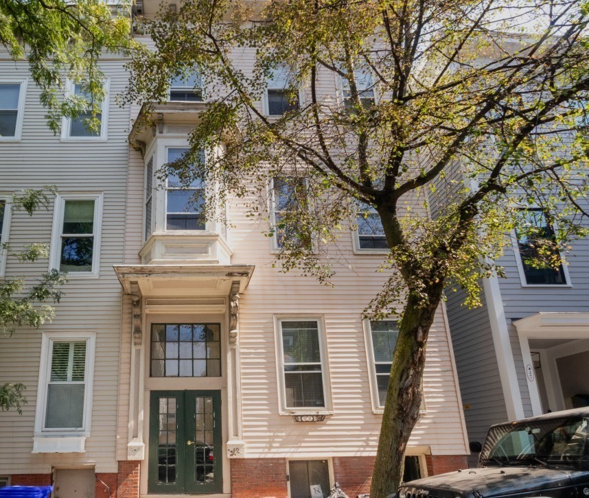 49 Elm Street Property Photo 1