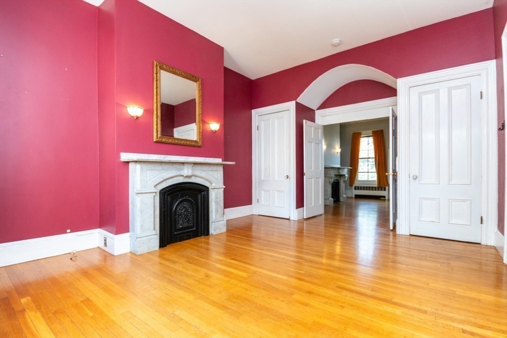 49 Elm Street Property Photo 19