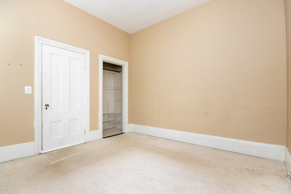 49 Elm Street Property Photo 25