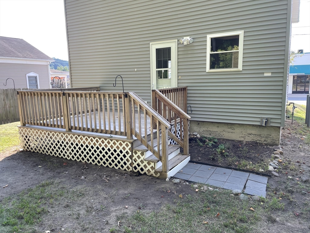 19 Randall St Property Photo 2