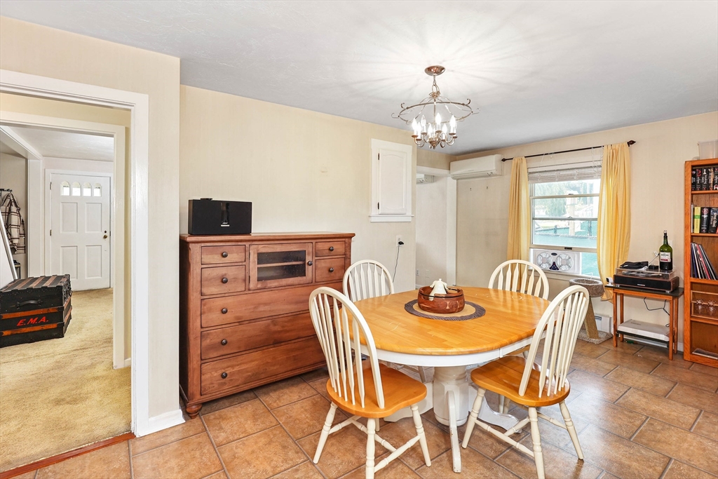 15 Oakwood Ave Property Photo 11