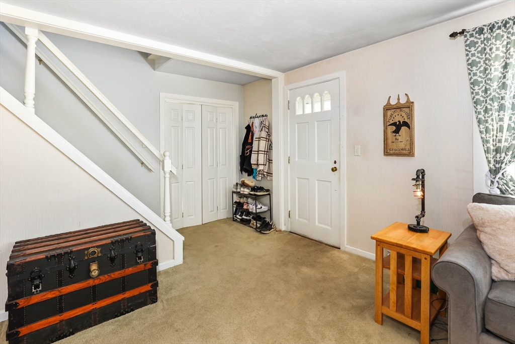 15 Oakwood Ave Property Photo 15