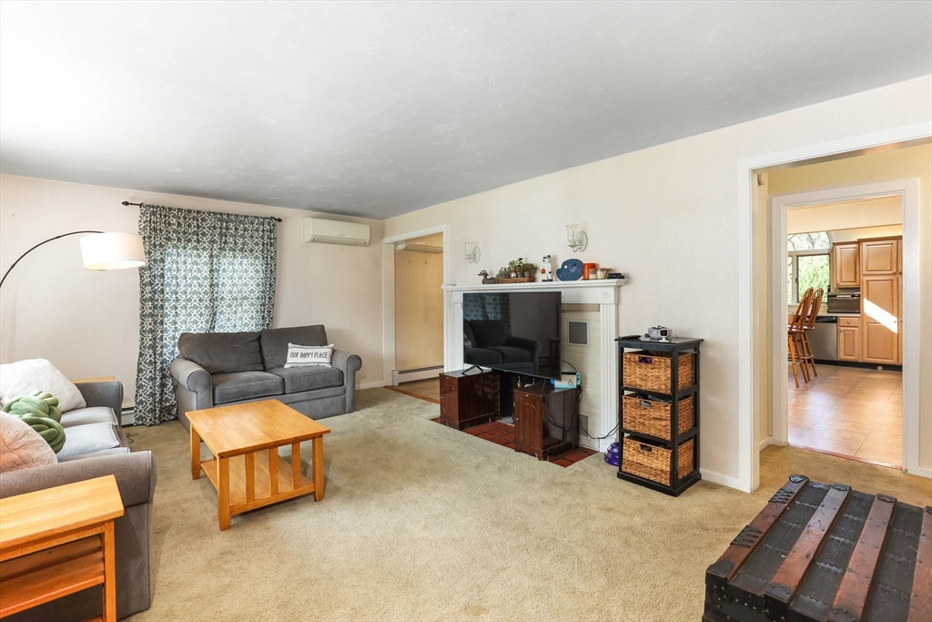 15 Oakwood Ave Property Photo 18