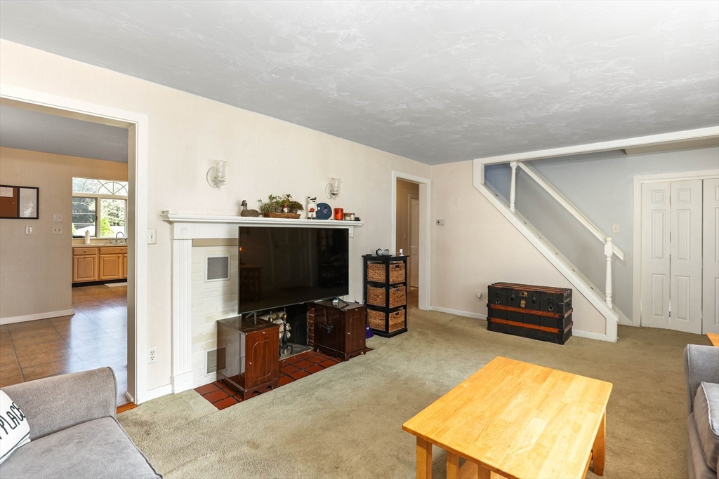 15 Oakwood Ave Property Photo 19