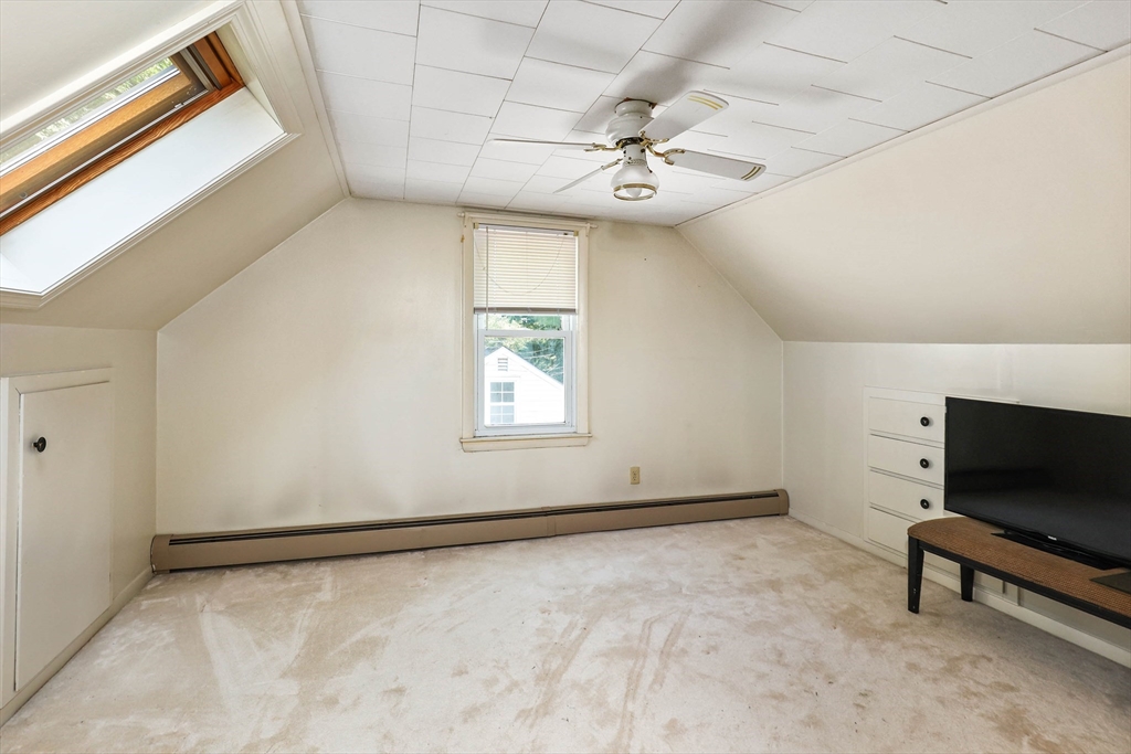 15 Oakwood Ave Property Photo 25