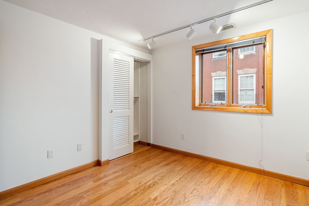 77 Salem St # 5b Property Photo 12