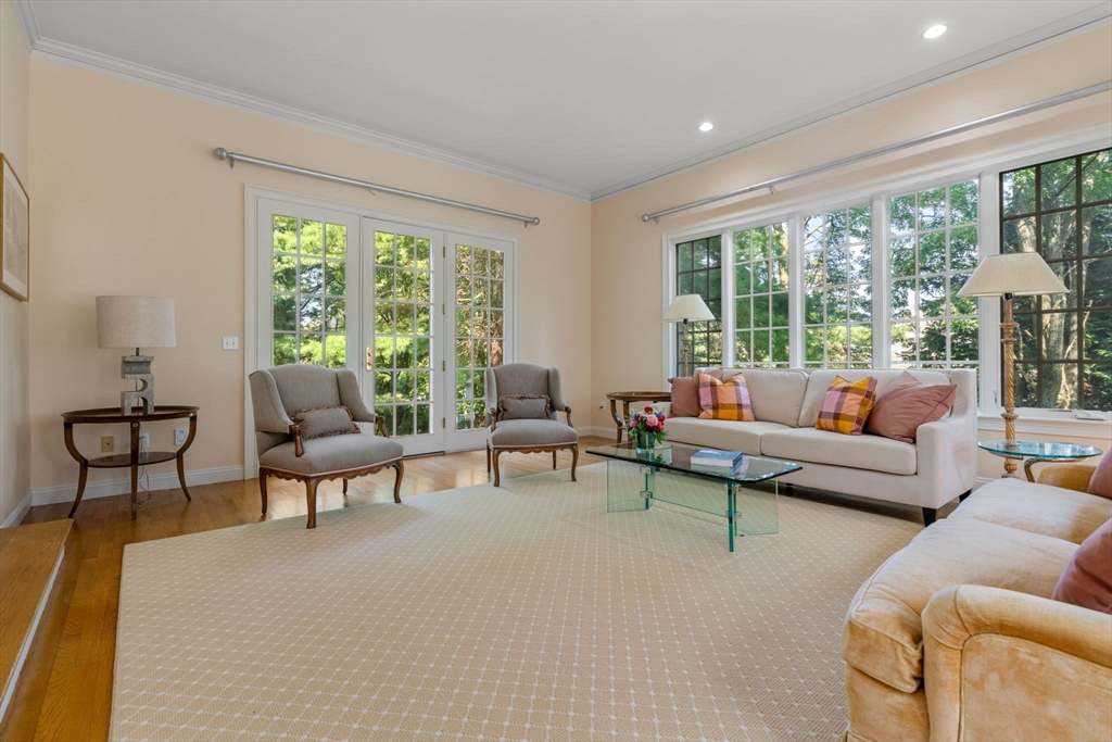 98 Huntington Road Property Photo 8