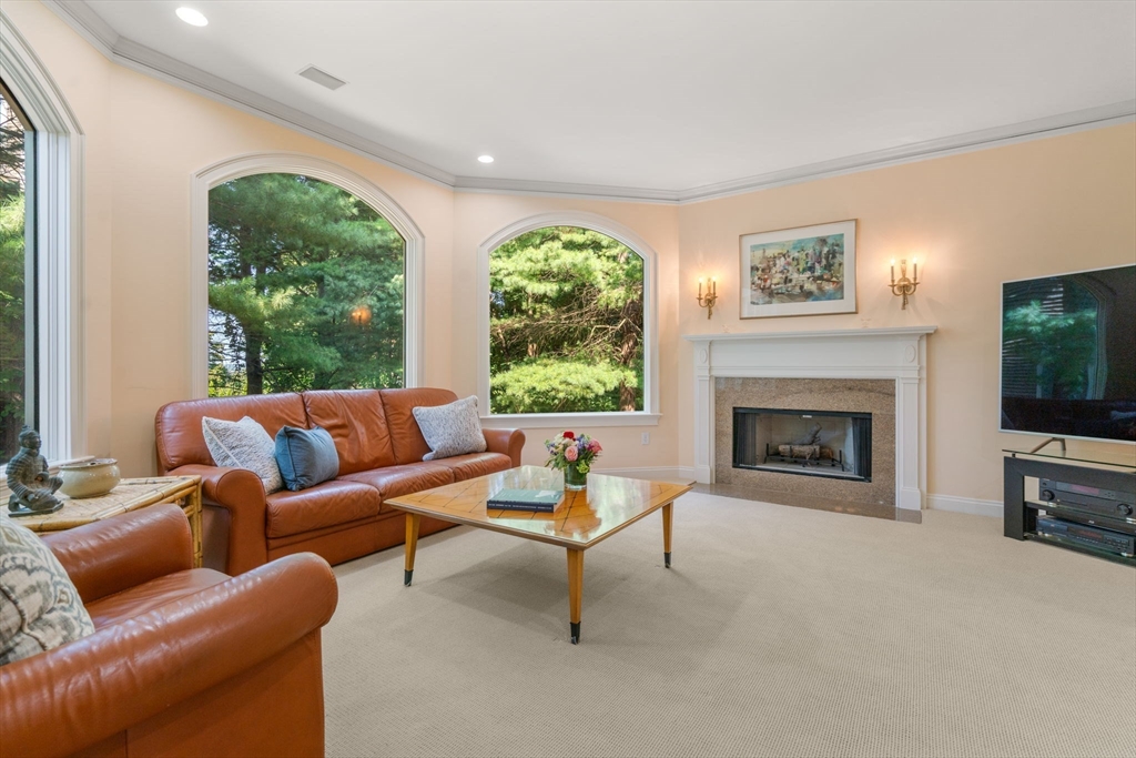 98 Huntington Road Property Photo 12