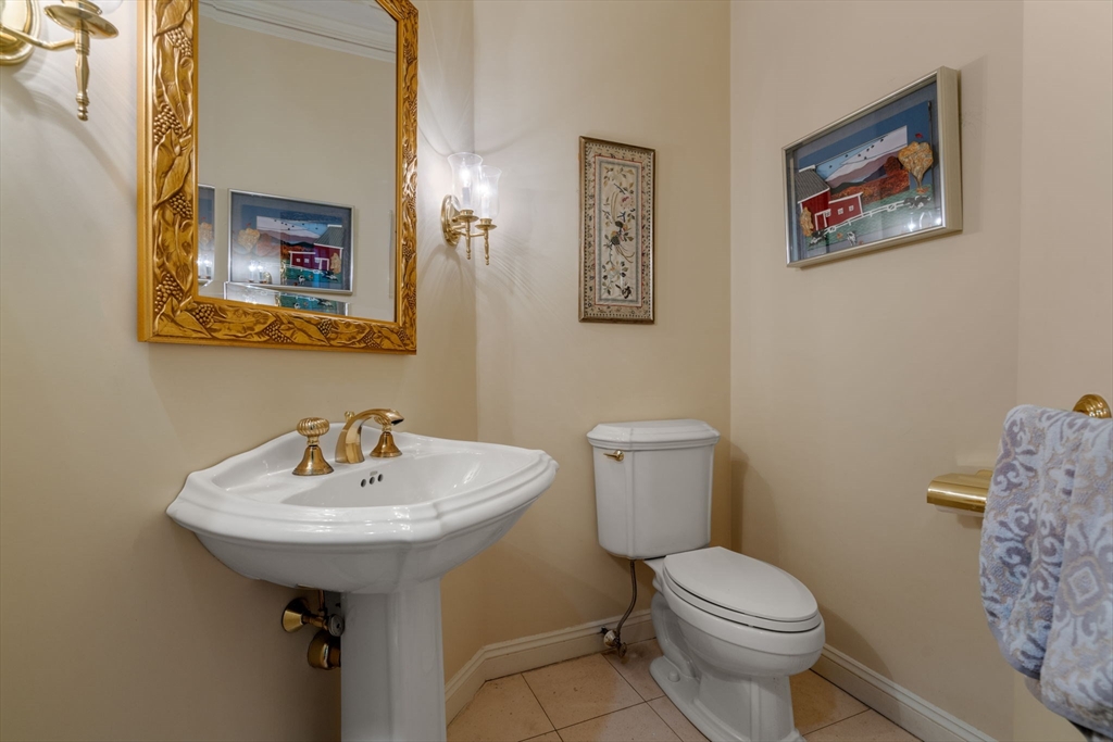98 Huntington Road Property Photo 14