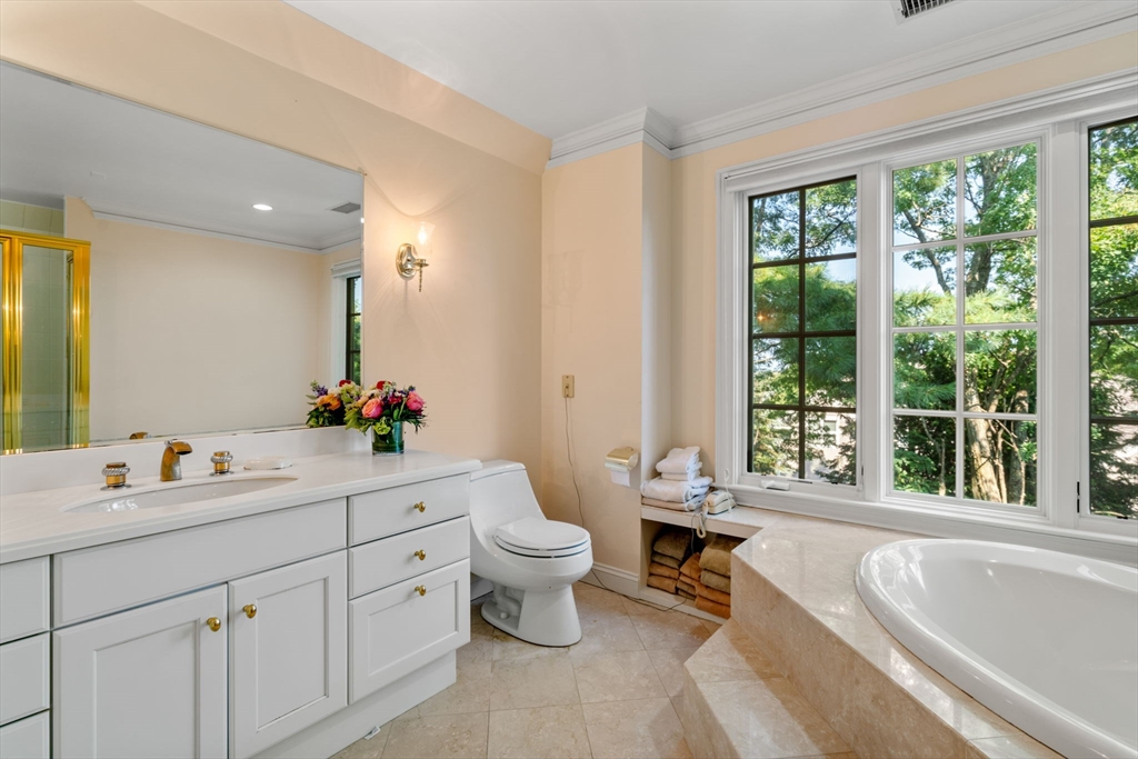 98 Huntington Road Property Photo 17