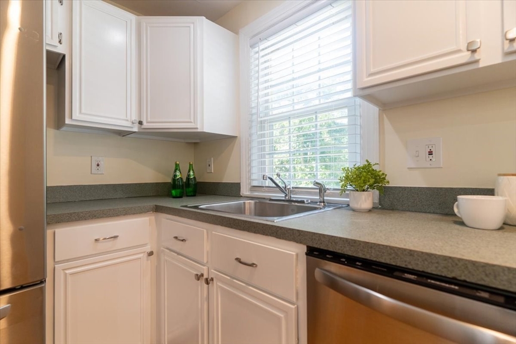 28 Adair Rd. Property Photo 8