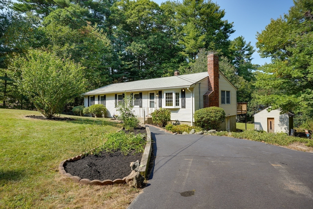13 Hilltop Dr Property Photo 1