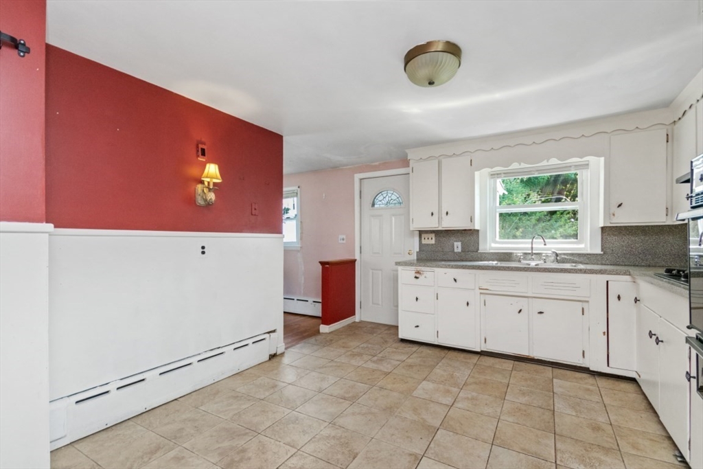 14 Valley Rd Property Photo 6