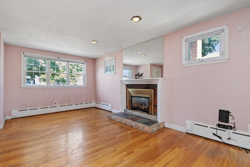 14 Valley Rd Property Photo 8