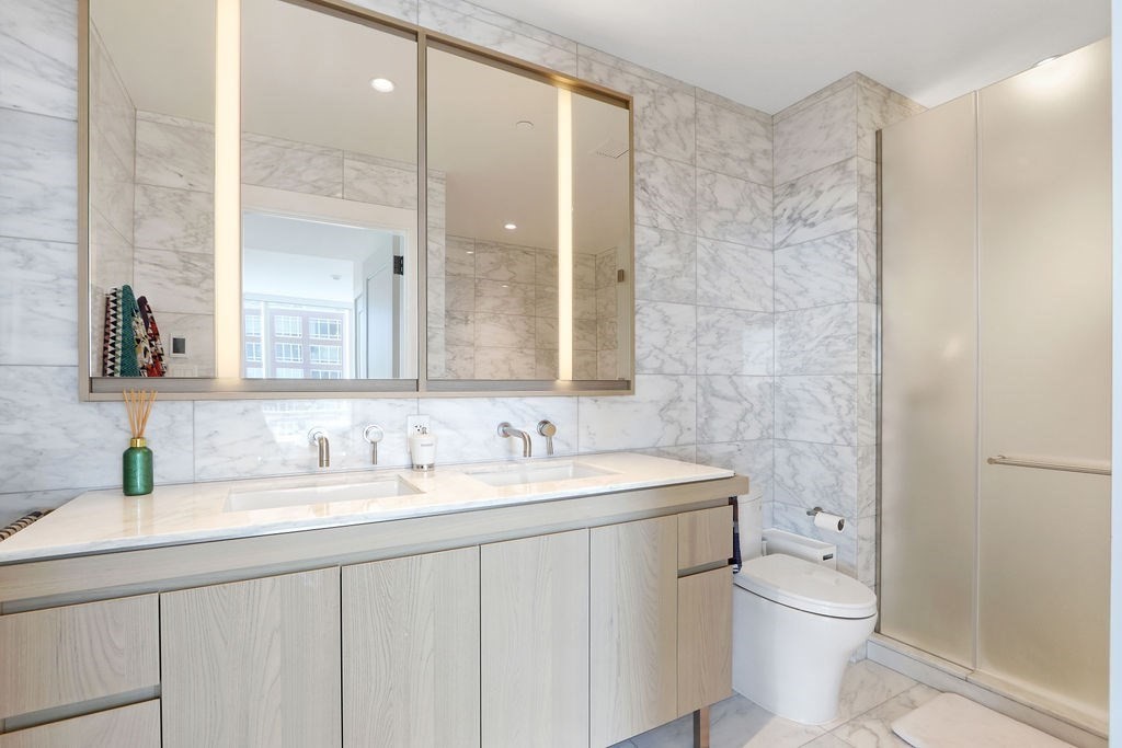 430 Stuart St # 25h Property Photo 19