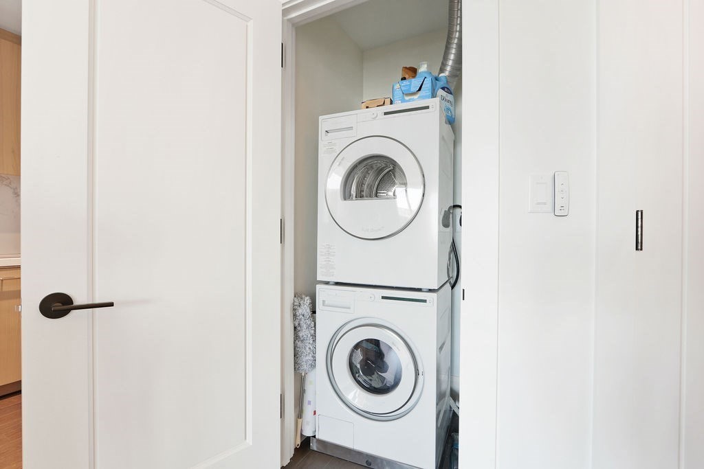 430 Stuart St # 25h Property Photo 29