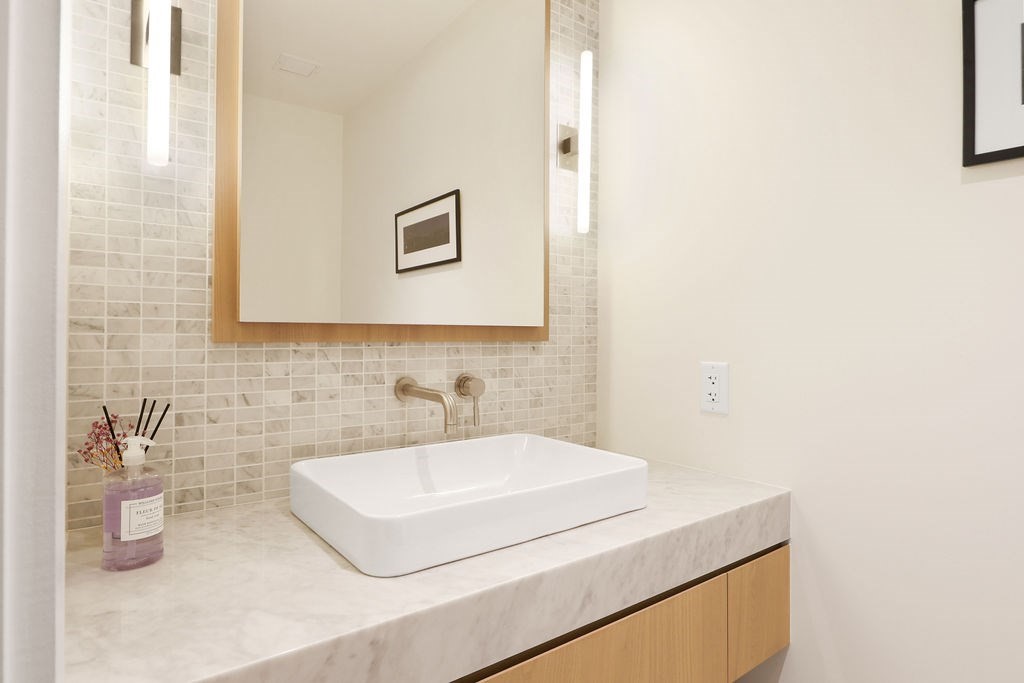 430 Stuart St # 25h Property Photo 31