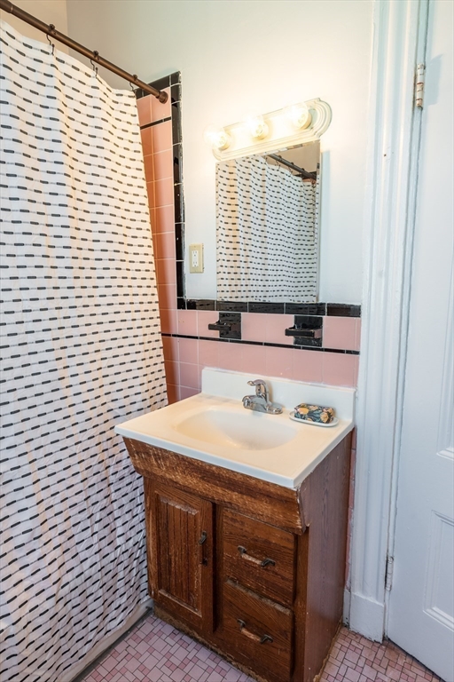 357 Medford St # 2 Property Photo 35