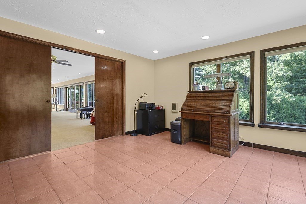 1 Winthrop St Property Photo 14