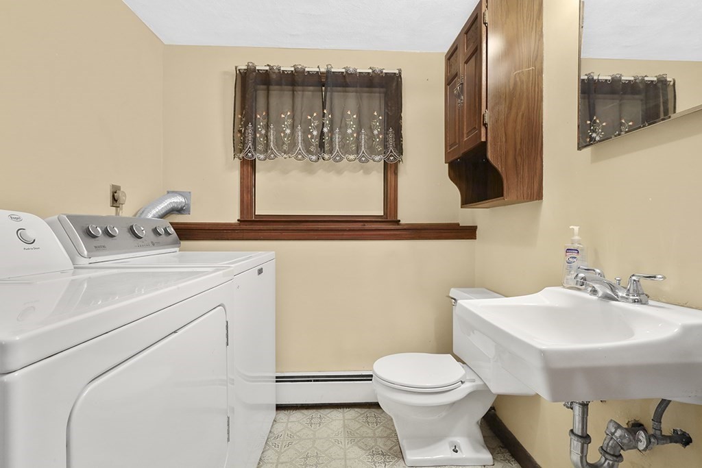 1 Winthrop St Property Photo 20