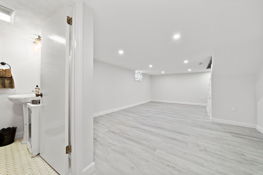 16 F St Property Photo 21
