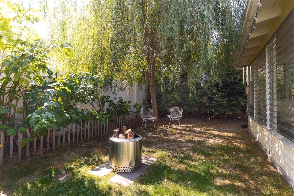 27 Charnwood Rd Property Photo 14