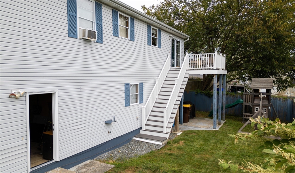 28 Price Pl Property Photo 22