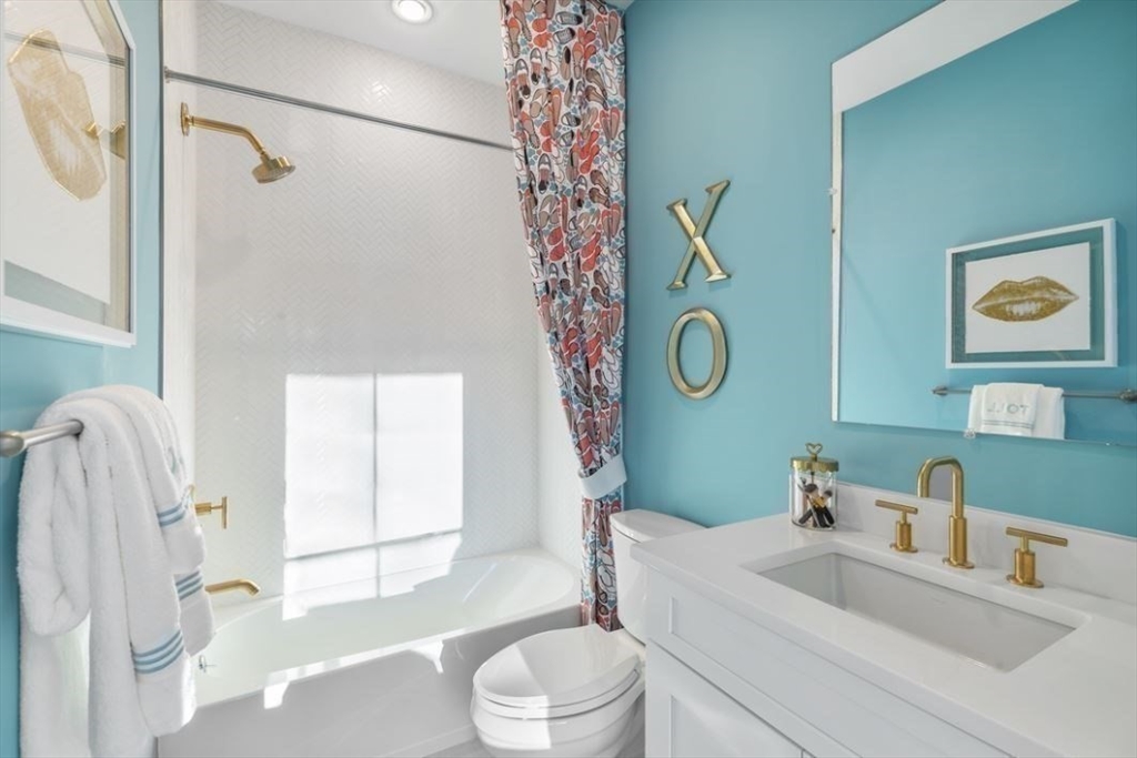 8 Shoreline Dr # 11 Property Photo 14