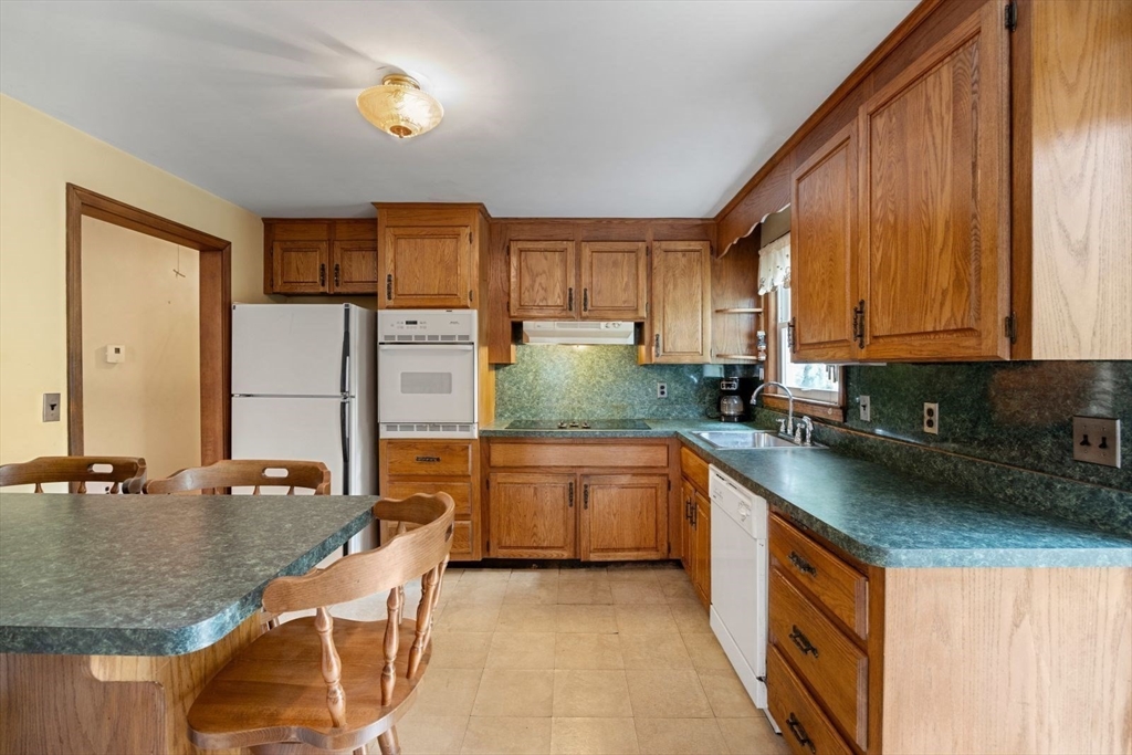 58 Poulos Rd Property Photo 2