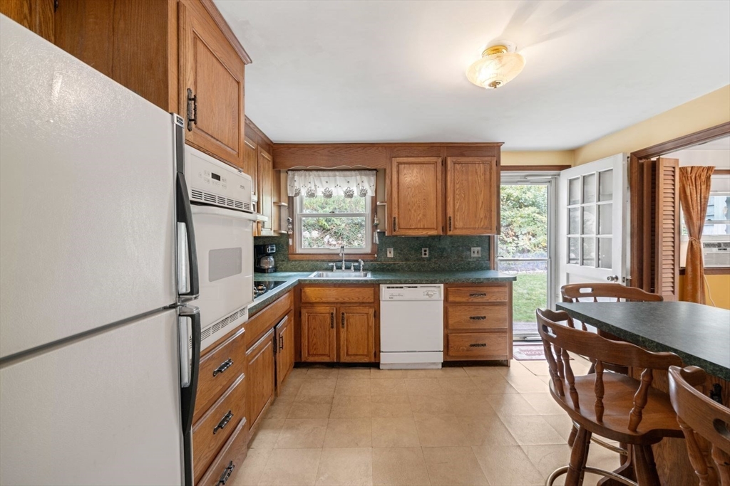 58 Poulos Rd Property Photo 3