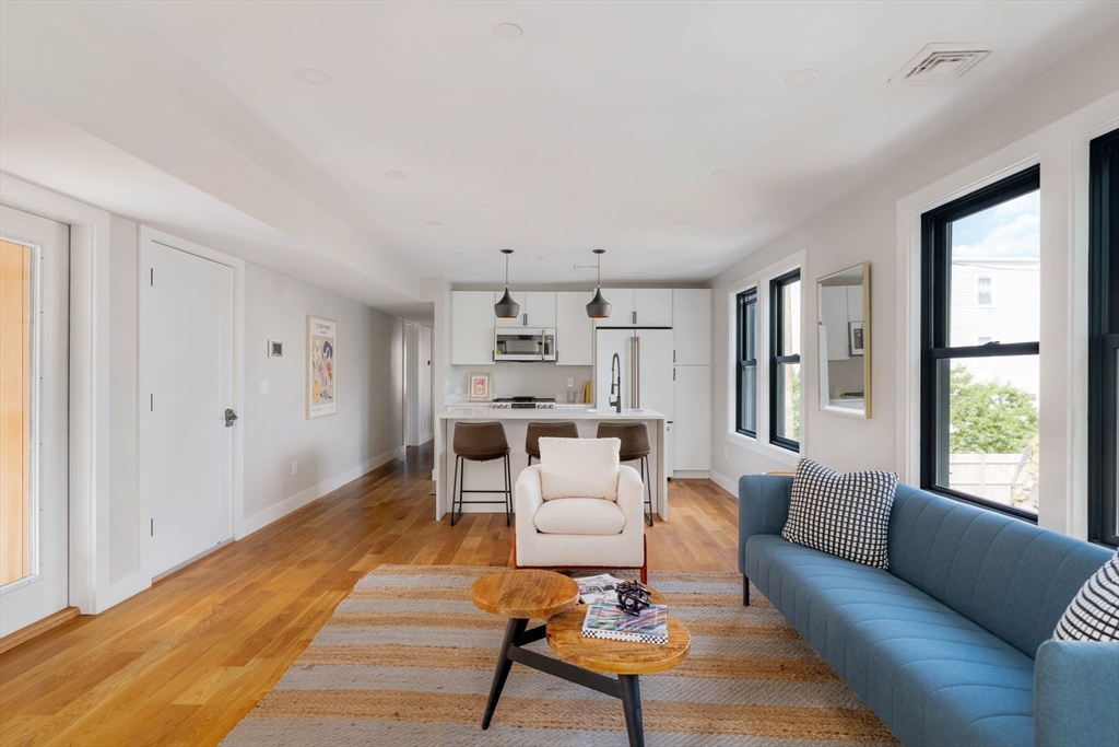 39 Hancock St # 2 Property Photo 4