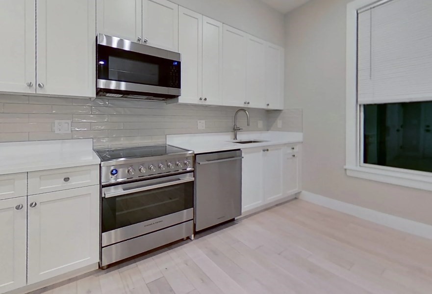 197 Green St. # 402 Property Photo 1