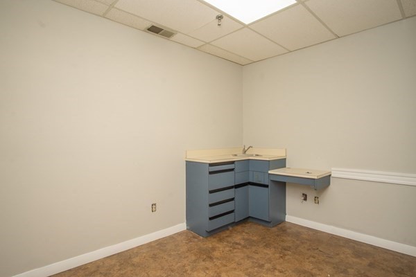 52-54 Brigham St # 8 Property Photo 8