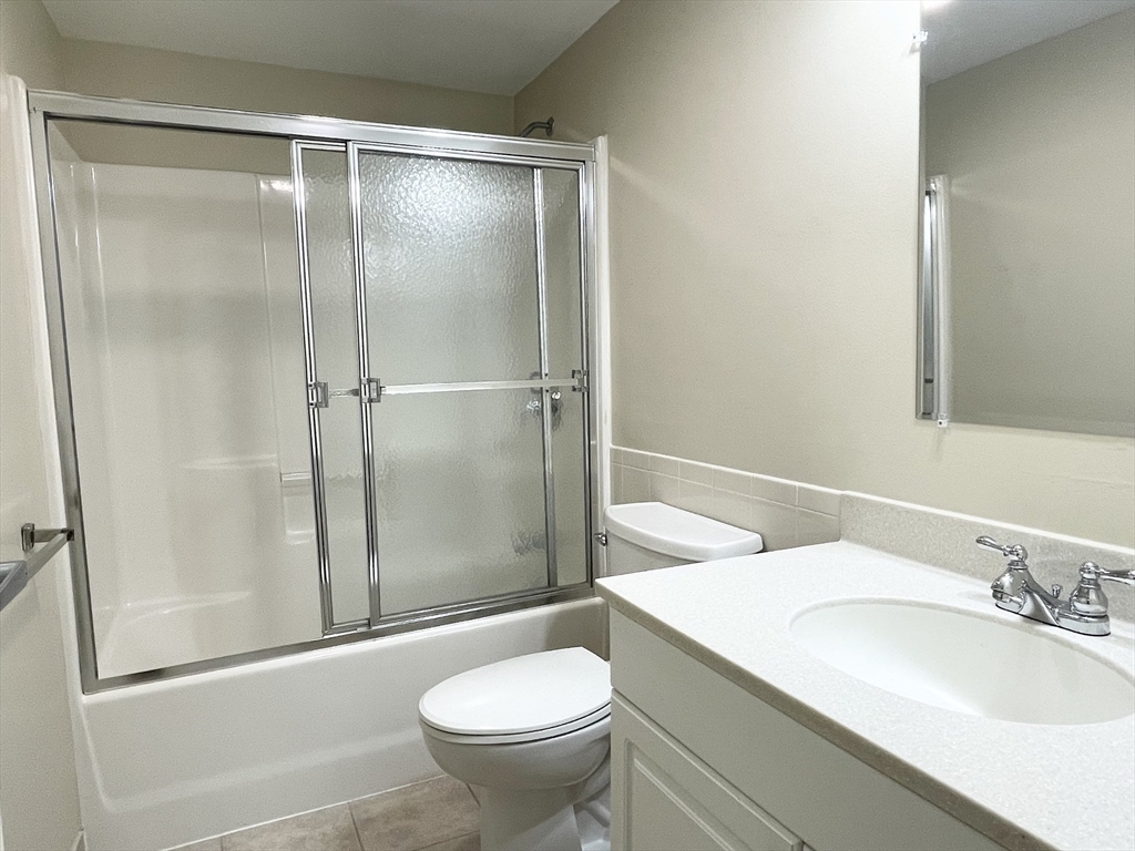10 Florence St # 109 Property Photo 6