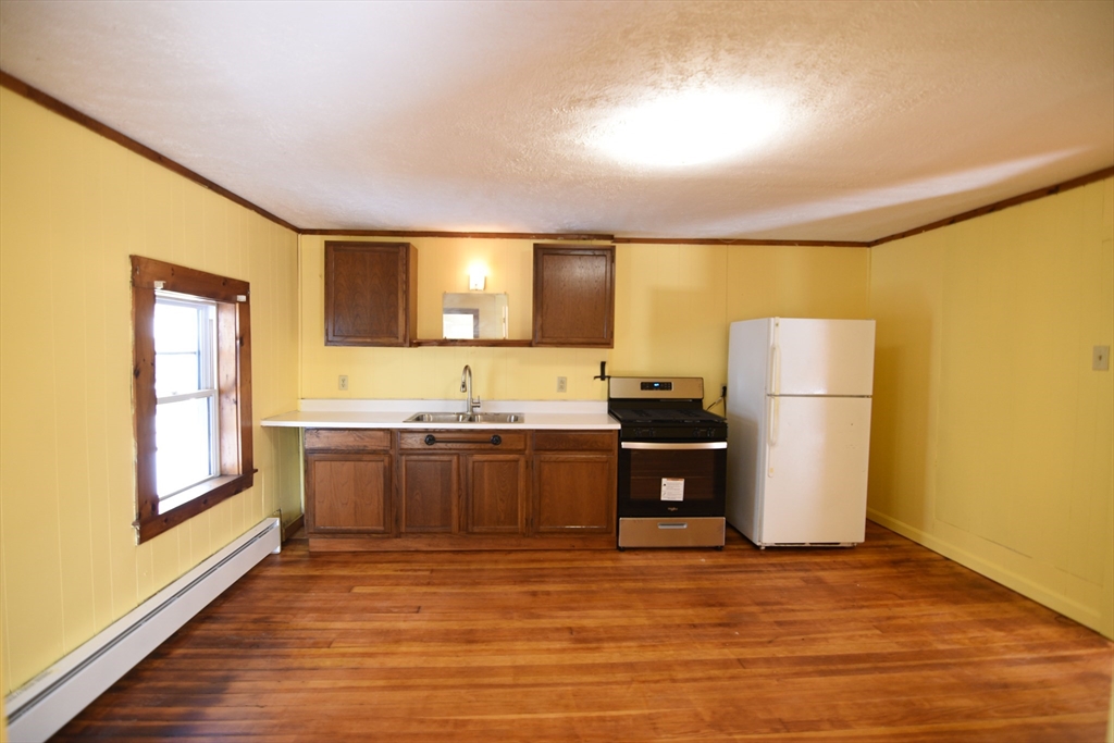 386 Main Street # 2 Property Photo 10