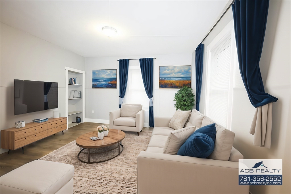 23 Des Moines Rd # 2 Property Photo 1
