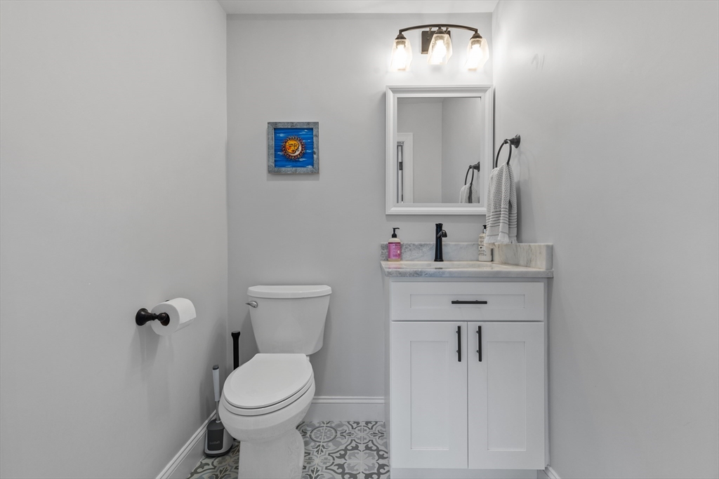 400 Winthrop St Property Photo 14