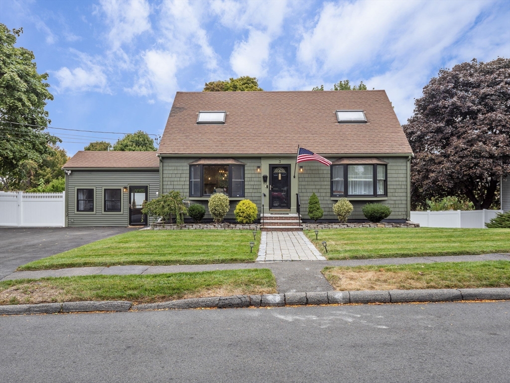 3 Dobbs Rd Property Photo 2