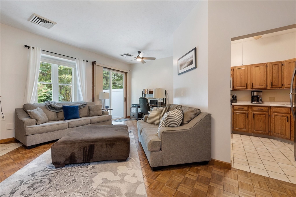 22 Thayer Pond Dr # 2 Property Photo 6