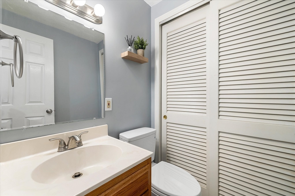 22 Thayer Pond Dr # 2 Property Photo 14