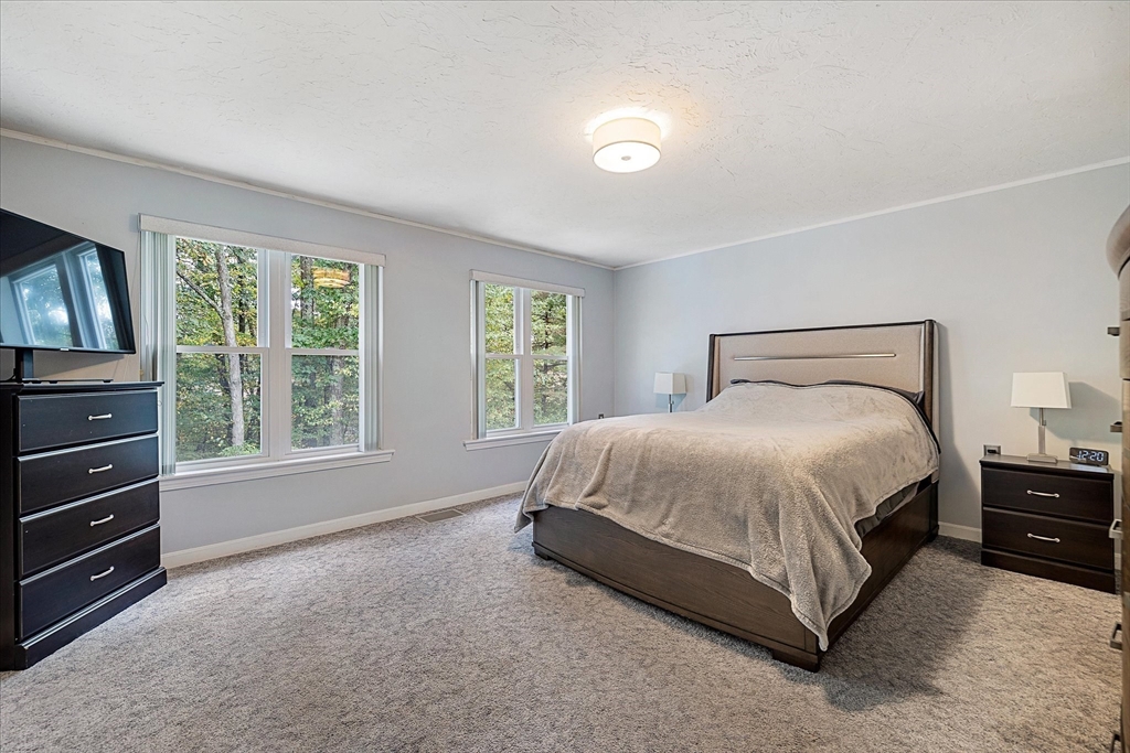 22 Thayer Pond Dr # 2 Property Photo 18