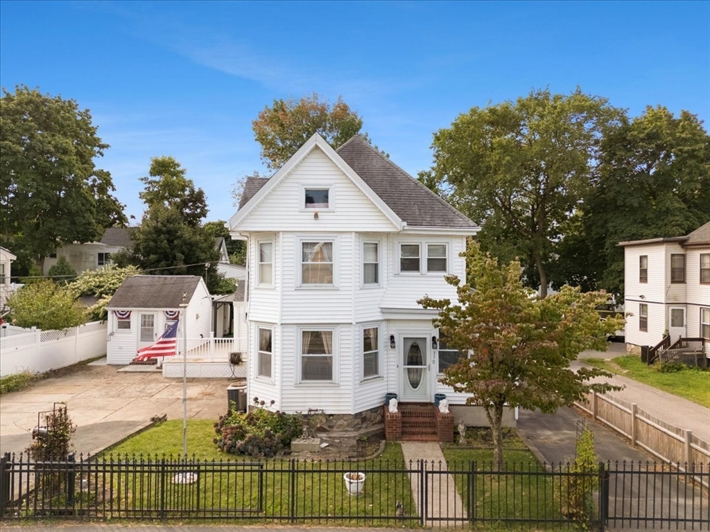370 Forest Ave Property Photo 1