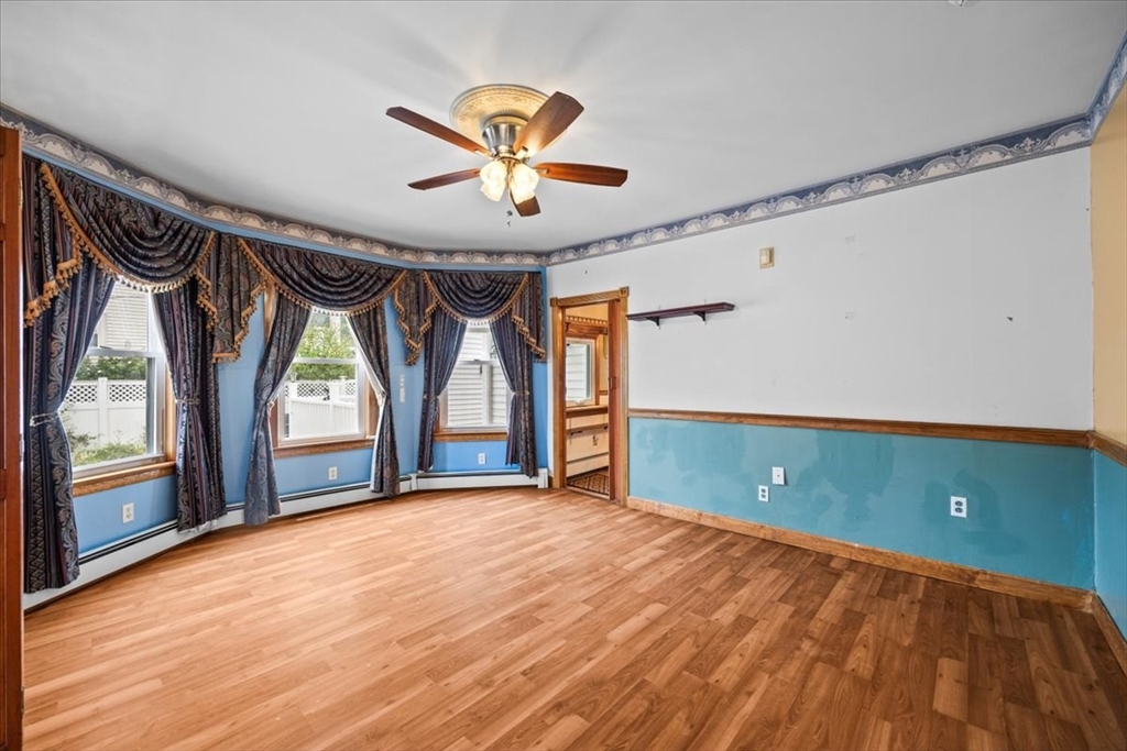 370 Forest Ave Property Photo 15